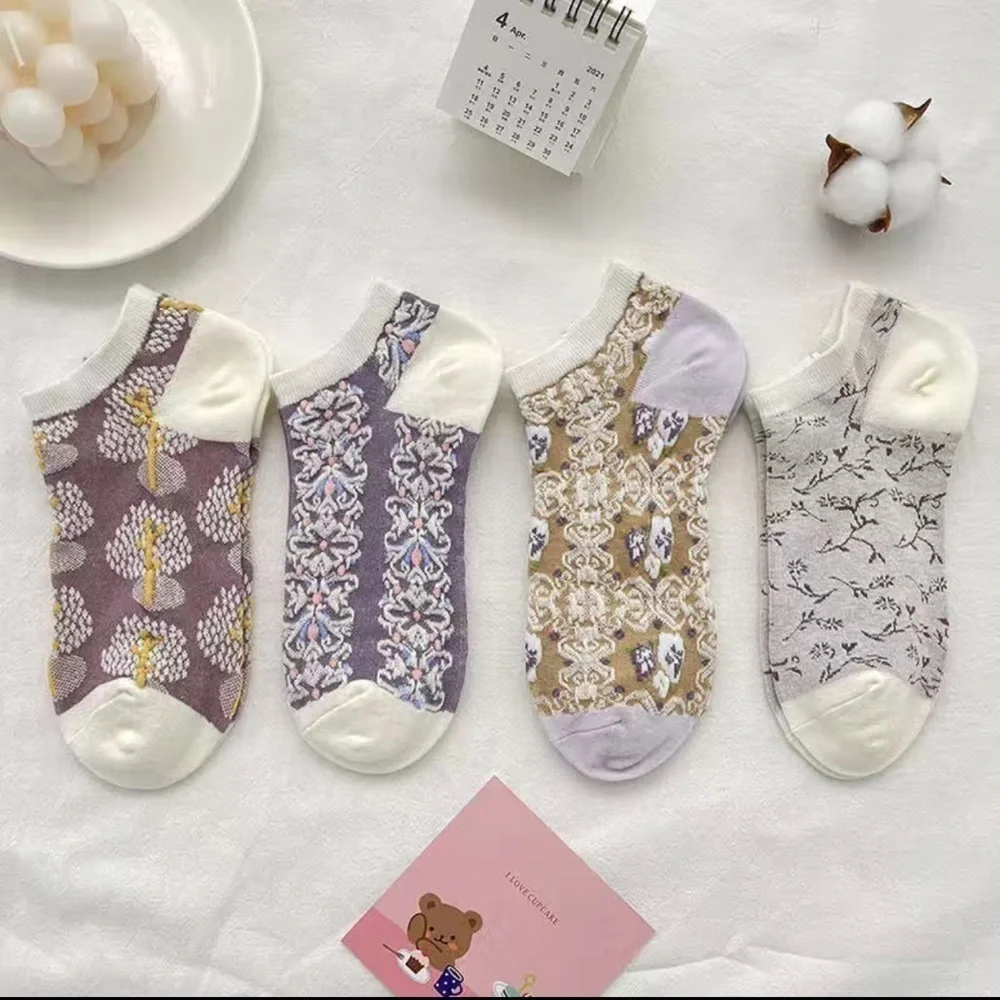 SET of 4 Pairs Floral Ankle Socks